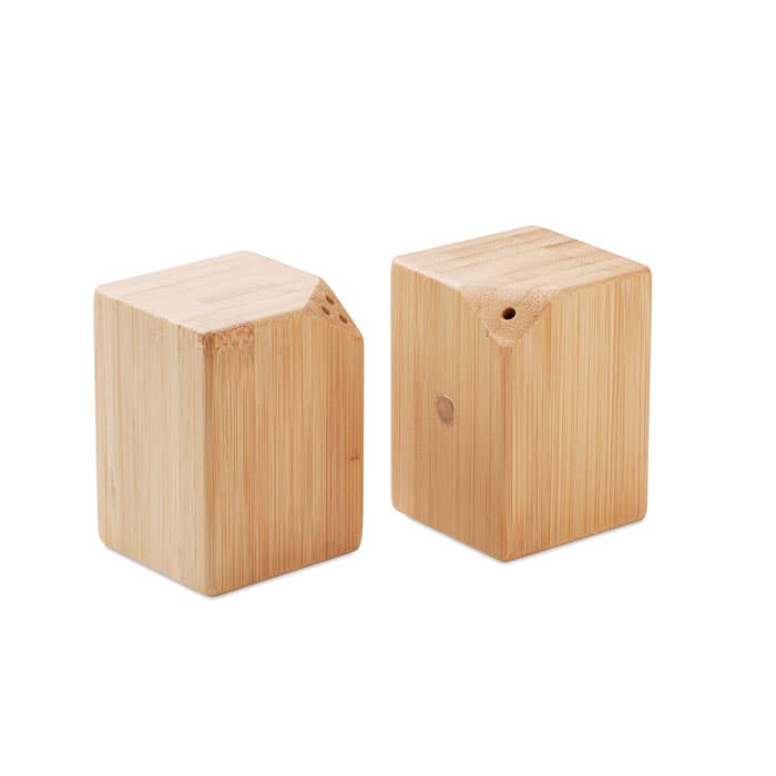 Saleiro e pimenteiro em bambu